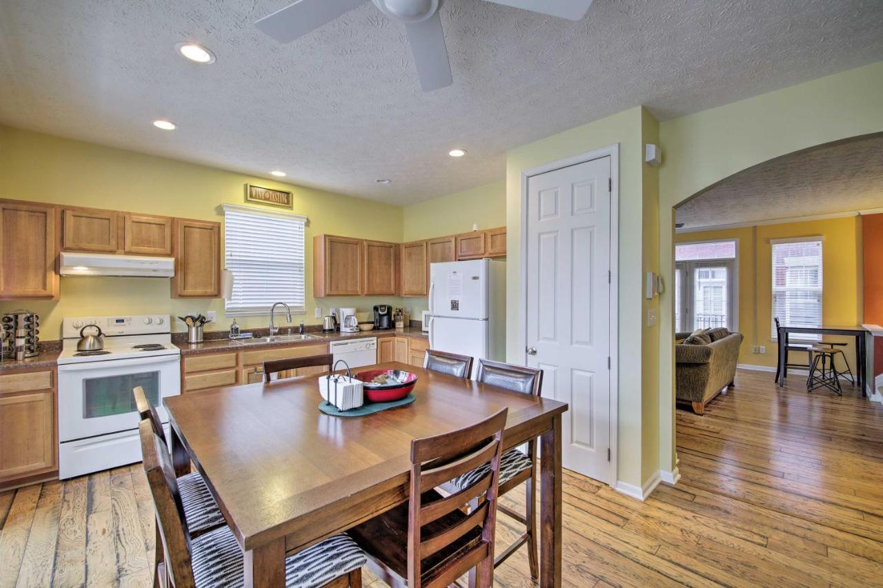 כרמל Arts And Design District Condo Steps To Monon Trail מראה חיצוני תמונה