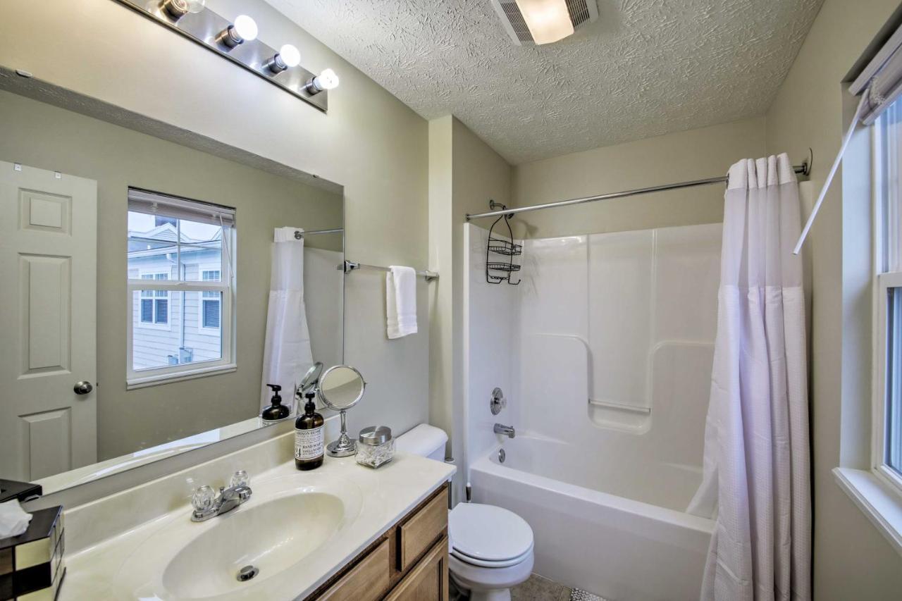 כרמל Arts And Design District Condo Steps To Monon Trail מראה חיצוני תמונה