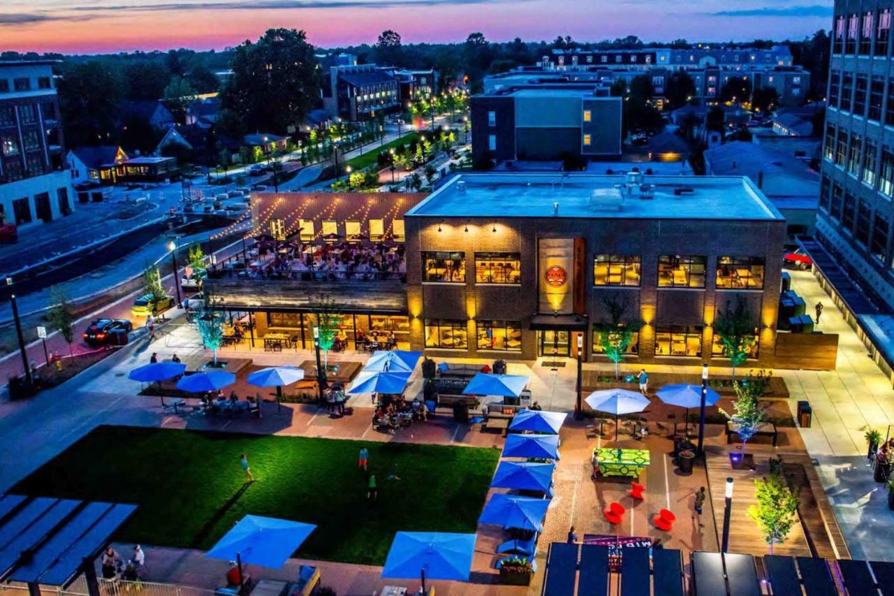 כרמל Arts And Design District Condo Steps To Monon Trail מראה חיצוני תמונה